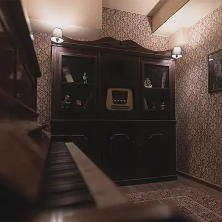 LA MAISON HANTÉE